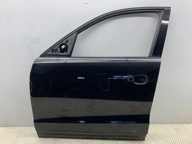 Dvere ľavé predné Audi Q5 (8RB) 2008 - 2017