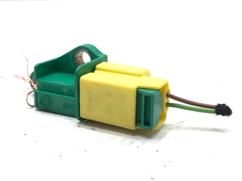 SNÍMAČ NÁRAZU AUDI Q5 (8RB) 2008 - 2017 1K0909606C