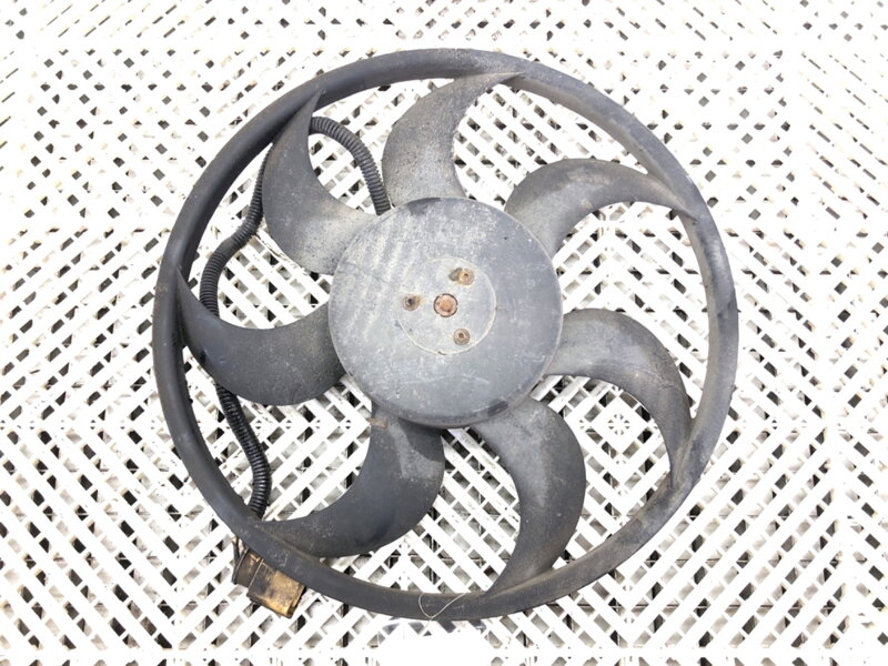 Ventilátor chladiča VW Transporter V Autobus (7HB, 7HJ, 7EB, 7EJ) 2003 - 2015 3136613286