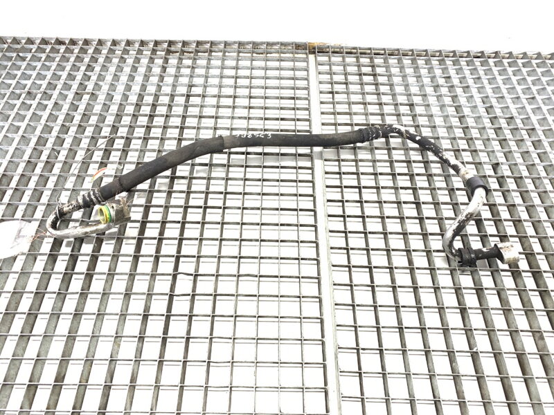 Hadica klimatizácie VW Transporter V Autobus (7HB, 7HJ, 7EB, 7EJ) 2003 - 2015 7H0820744N