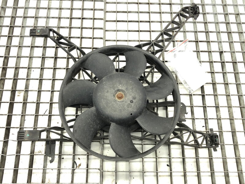 Ventilátor chladiča Ford Fiesta VI (CB1, CCN) 2008 - 2022 8V51-8C607-BE