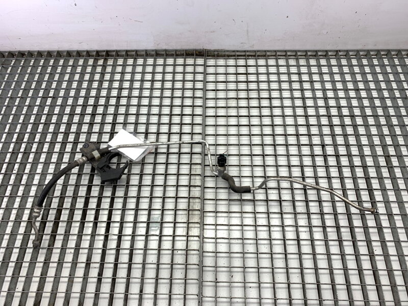 Hadica klimatizácie Mazda 3 (BM, BN) 2013 - 2022