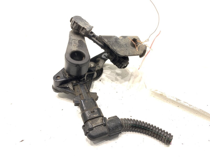 SNÍMAČ NÁKLONU XENÓN PRAVÝ PREDNÝ PEUGEOT 508 SW II (FC_, FJ_, F4_) 2018 - 2022 9817423180