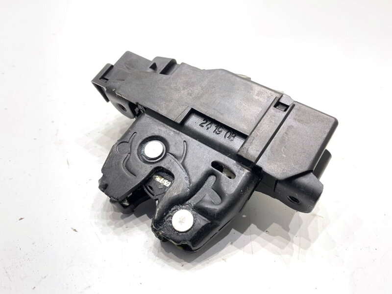 Zámok veka batožinového priestoru zadný Peugeot 508 SW II (FC_, FJ_, F4_) 2018 - 2022 9816195380