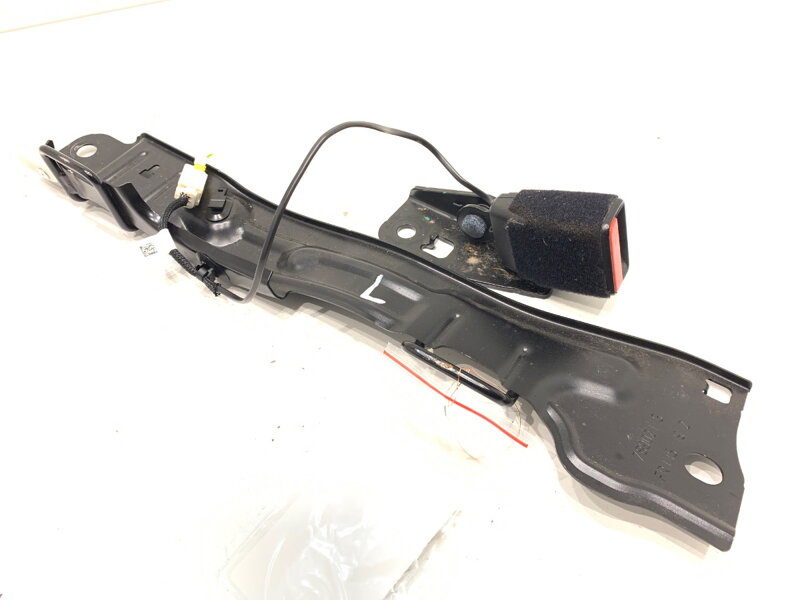 Uchytenie isofix ľavé Peugeot 508 SW II (FC_, FJ_, F4_) 2018 - 2022 9816295680