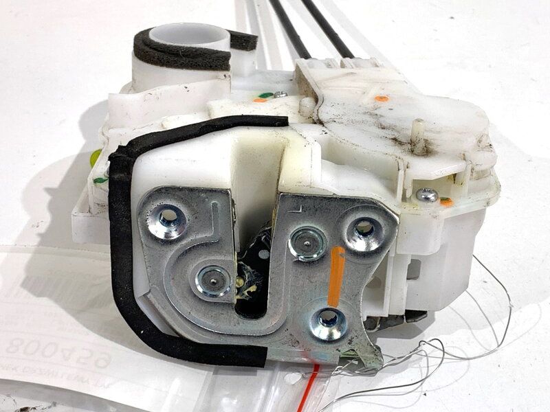 ZÁMOK DVERÍ ĽAVÝ ZADNÝ MITSUBISHI MIRAGE / SPACE STAR VI LIFTBACK (A0_A) 2012 - 2022