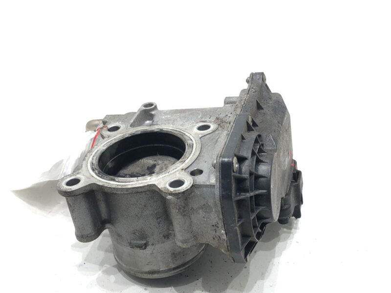 Škrtiaca klapka Toyota Yaris (_P13_) 2010 - 2022 22030-47010