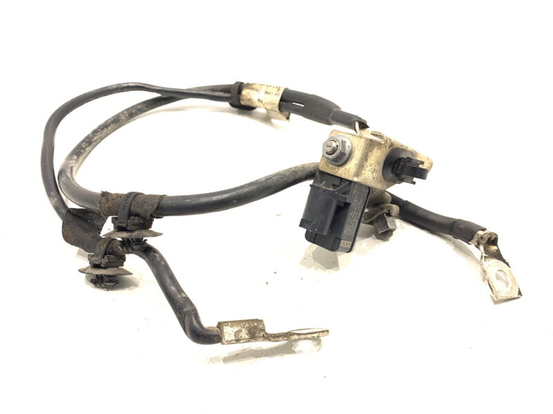 PÓL / svorka (BATÉRIE) mínus Peugeot Partner (K9) 2018 - 2022