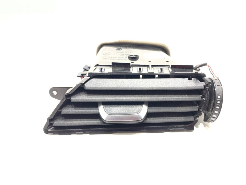 Mriežka ventilácie pravá predná BMW 5 (G30, F90) 2016 - 2022 9329585