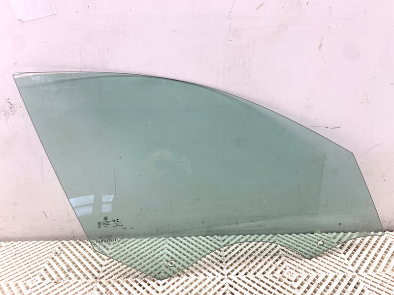 Okno pravé predné BMW 5 (G30, F90) 2016 - 2022