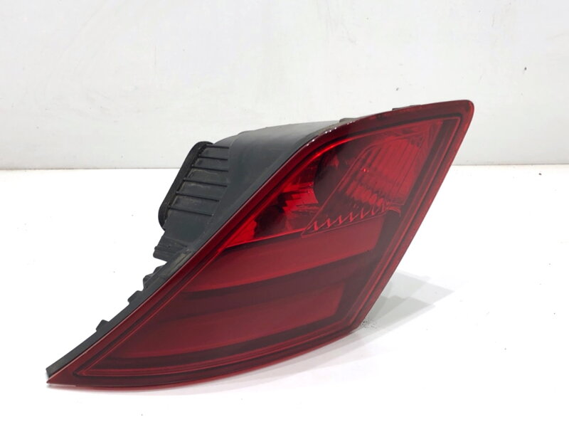 Svetlo zadné ľavé vnútorné Peugeot 308 II (LB_, LP_, LW_, LH_, L3_) 2013 - 2021 9677818380