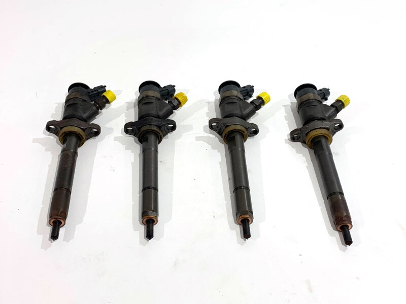 Vstrekovače sada Peugeot 308 I (4A_, 4C_) 2007 - 2016 0445110297