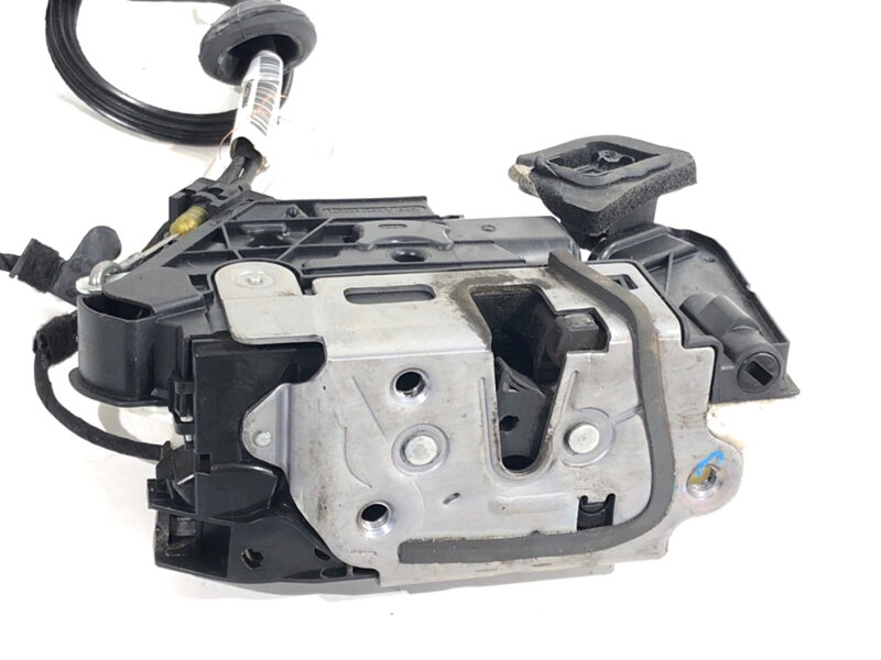 Zámok dverí pravý predný Seat Leon (5F1) 2012 - 2022 5K1837016J