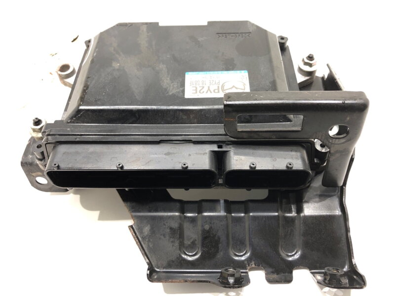 Riadiaca jednotka motora Mazda 6 Sedan (GJ, GL) 2012 - 2022 PY2E18881F