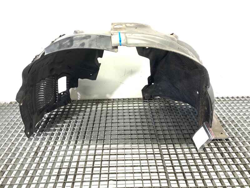 PODBLATNÍK ĽAVÝ PREDNÝ BMW 3 (F30, F80) 2011 - 2018 7356821