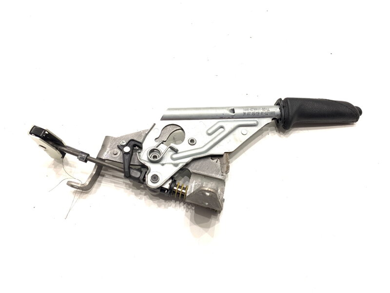 PÁKA RUČNEJ BRZDY BMW 3 (F30, F80) 2011 - 2018 6799101