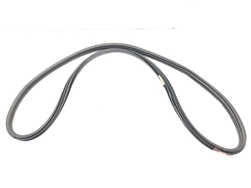 Tesnenie dverí predné pravé BMW 3 (F30, F80) 2011 - 2018 7258312