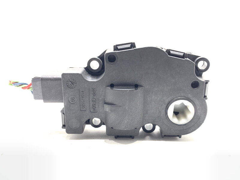 Motor radiátora kúrenia BMW 3 (F30, F80) 2011 - 2018 T946104A