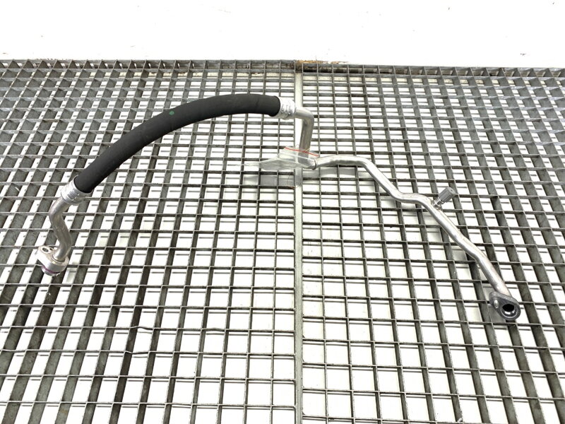 Hadica klimatizácie Skoda Superb III Kombi (3V5) 2015 - 2022 5WA816743