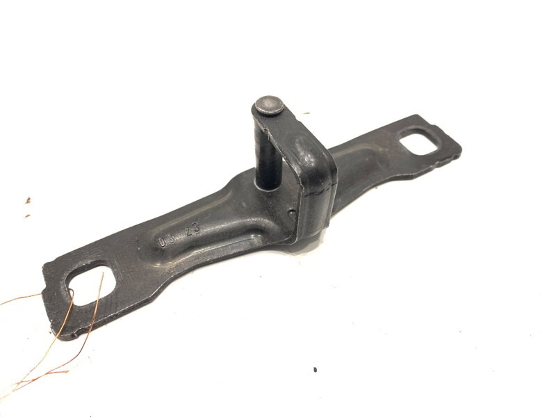 Západka kufra veka batožinového priestoru Skoda Superb III Kombi (3V5) 2015 - 2022 8V0827507H