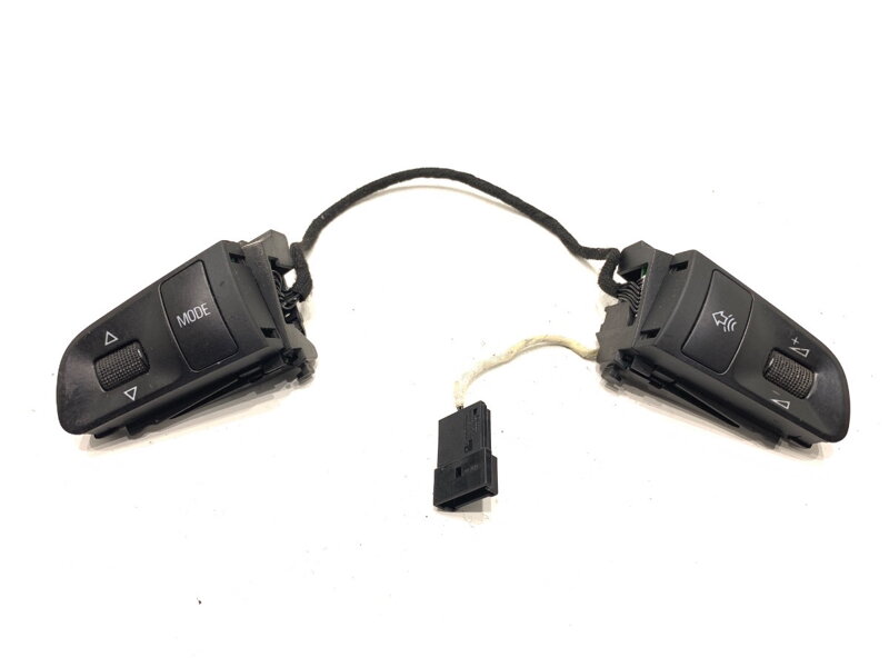 PREPÍNAČE VOLANTU AUDI A4 B7 AVANT (8ED) 2004 - 2008 4F0951527 4F0951527A