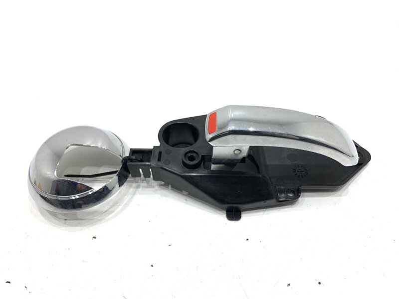 Kľučka vnútorná ľavá predná Fiat 500 (312_) 2007 - 2022