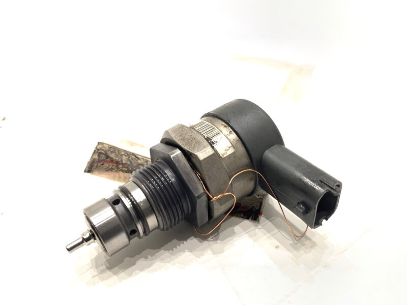 SNÍMAČ TLAKU PALIVA JAGUAR XF II (X260) 2015 - 2022 0281006464