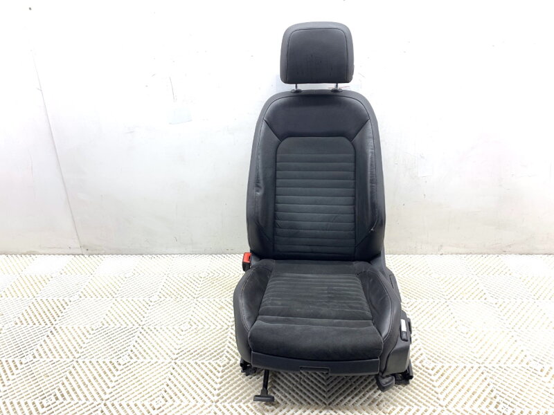 Sedadlo ľavé predné VW Passat B8 Variant (3G5, CB5) 2014 - 2022