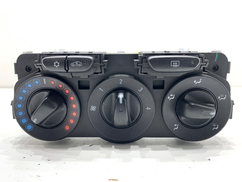 Panel ovládania ventilácie Opel Corsa E (X15) 2014 - 2022 466119570