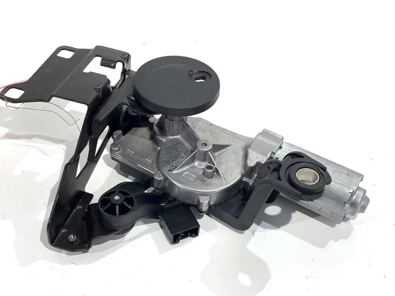 Motorček stieračov zadný BMW 5 Touring (E61) 2004 - 2010 1397220905