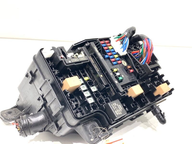 Poistková skrinka Hyundai Kona (OS, OSE, OSI) 2017 - 2022 91711-J9831