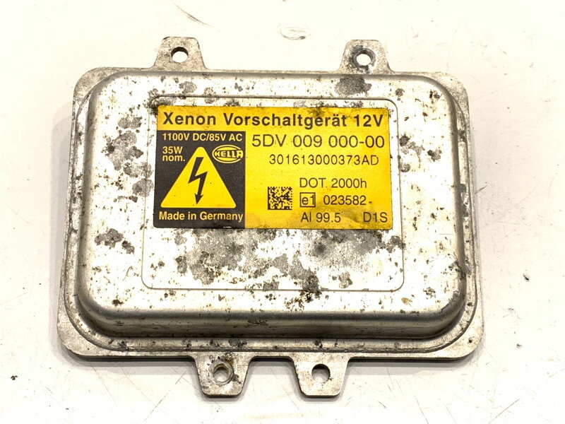 Riadiaca jednotka xenón BMW 5 Touring (E61) 2004 - 2010 5DV009000-00