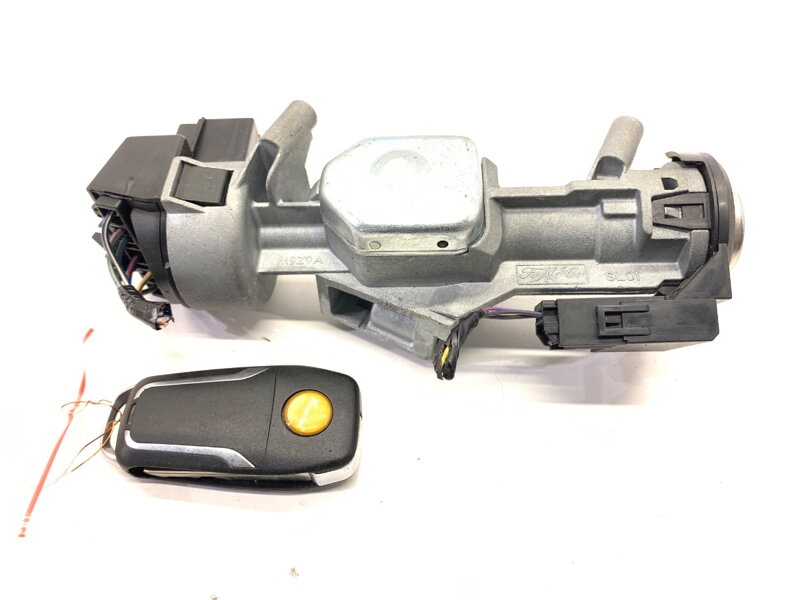 Spínacia skrinka Ford USA Mustang Coupe 2004 - 2022 6E5T-15607-AC