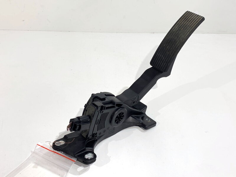 Plynový pedál Jeep Grand Cherokee IV (WK, WK2) 2010 - 2022