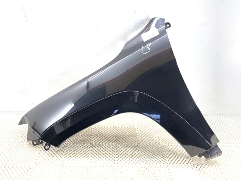 Blatník ľavý predný Jeep Grand Cherokee IV (WK, WK2) 2010 - 2022