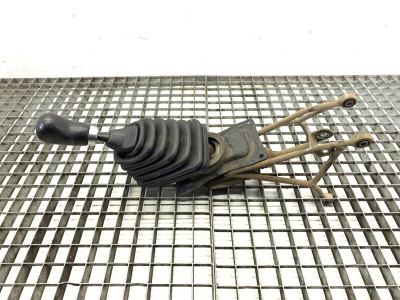 Riadiaca páka volič prevodovky Suzuki Jimny (SN) 1998 - 2022