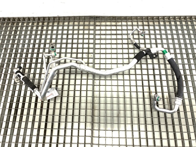 Hadica klimatizácie Hyundai Kona II (SX2) 2022 - 97775-HF120