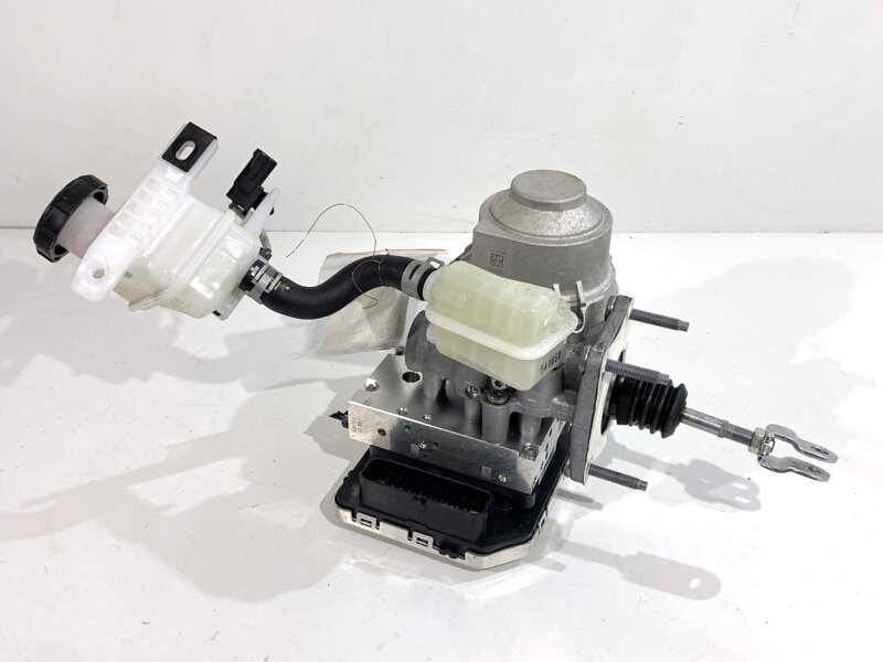 Servo brzdy Hyundai Kona II (SX2) 2022 - 58500-HF000