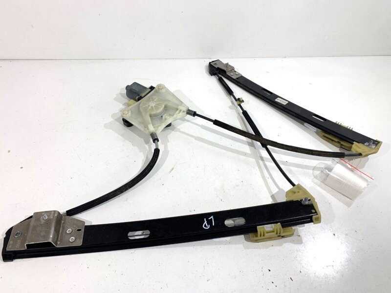 Sťahovačka okna ľavá predná VW T-roc (A11) 2017 - 2022 2GA837461F