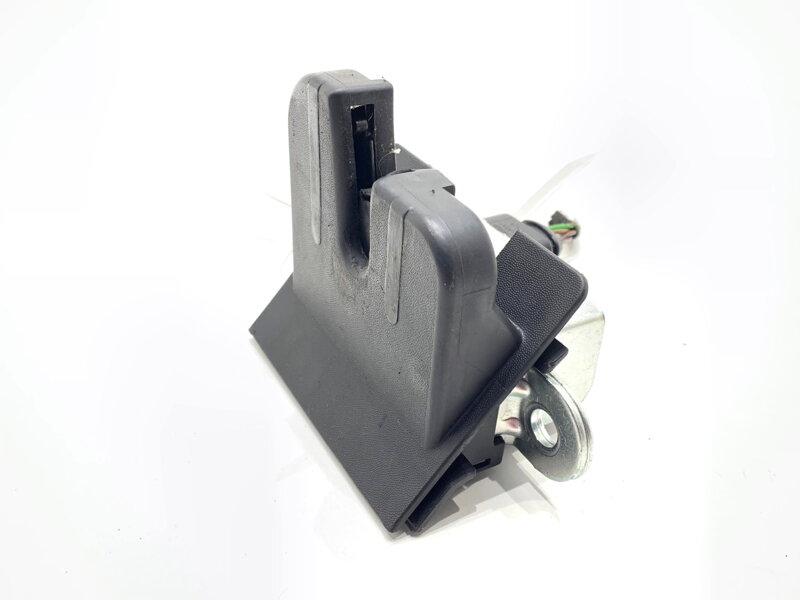 Zámok veka batožinového priestoru zadný Seat Ibiza IV (6J5, 6P1) 2008 - 2017