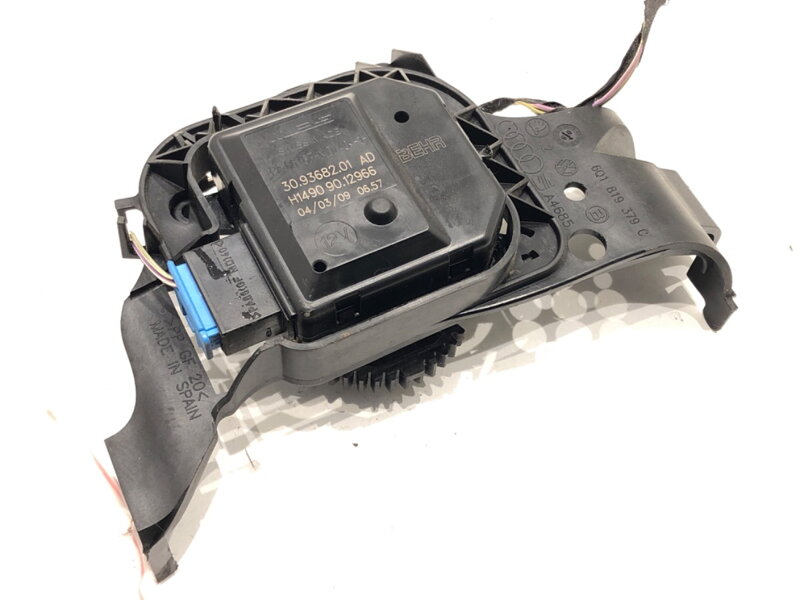 MOTOR RADIÁTORA KÚRENIA SEAT IBIZA IV (6J5, 6P1) 2008 - 2017 309368201AD