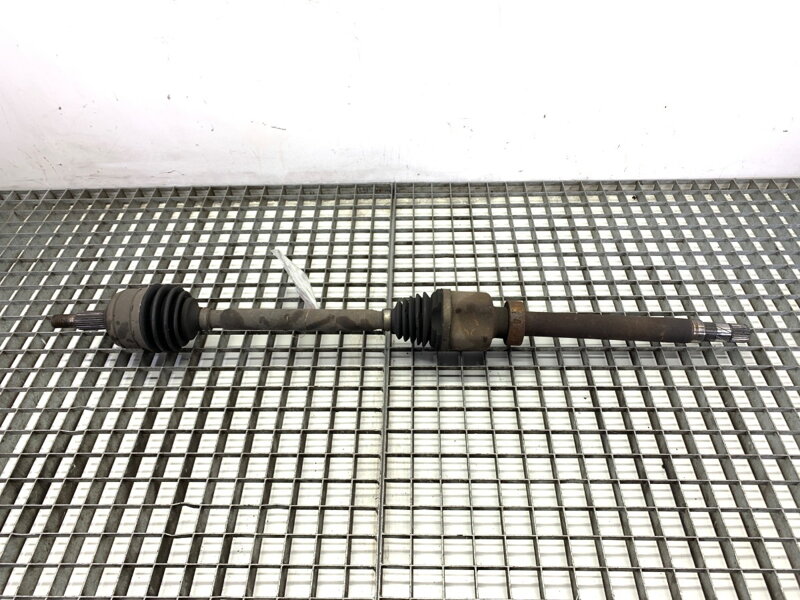 Poloos pravá predná Renault Megane IV Grandtour (K9A/M/N_) 2016 - 2022