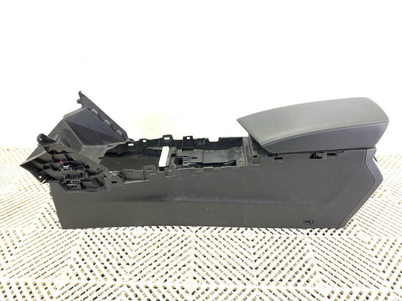 Tunel stredový Renault Megane IV Liftback (B9A/M/N_) 2015 - 2022