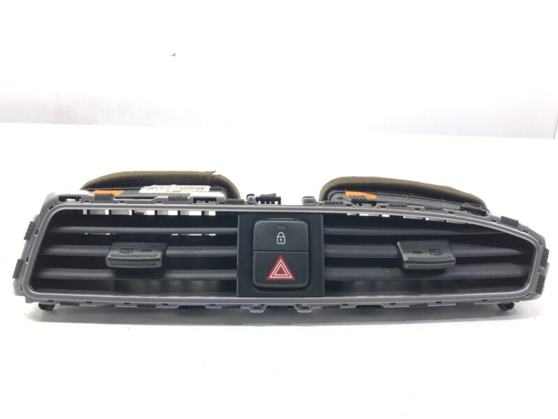 Mriežka ventilácie predná Hyundai I20 II (GB, IB) 2014 - 2022