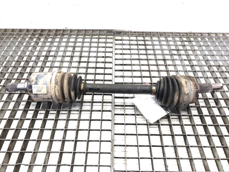 Poloos ľavá predná Ssangyong Tivoli 2015 - 2022 41300-35500