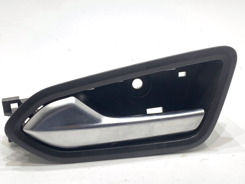 Kľučka vnútorná ľavá predná Renault Clio V (B7_) 2019 - 2022