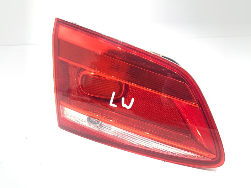 Svetlo zadné ľavé vnútorné VW Passat B7 Variant (365) 2010 - 2015 3AF945093J