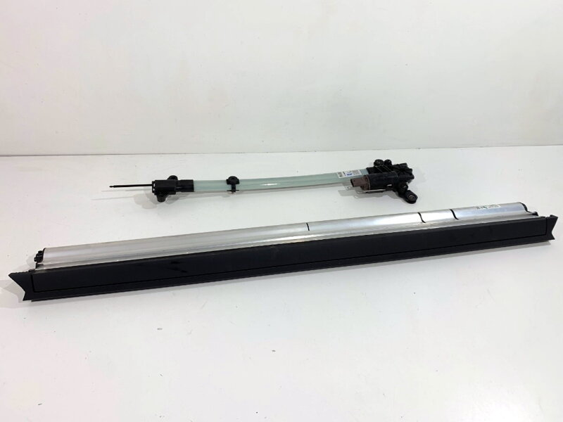 Roleta dvere pravé zadné Audi A8 D5 (4N2, 4N8) 2017 - 2022 4N4861334A