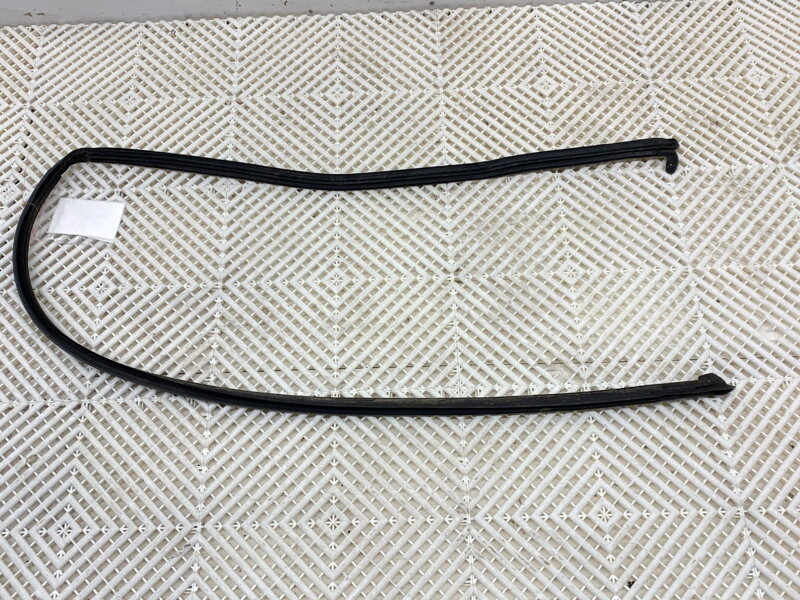 Tesnenie dverí posuvných pravé Toyota Proace City 2019 - 2022