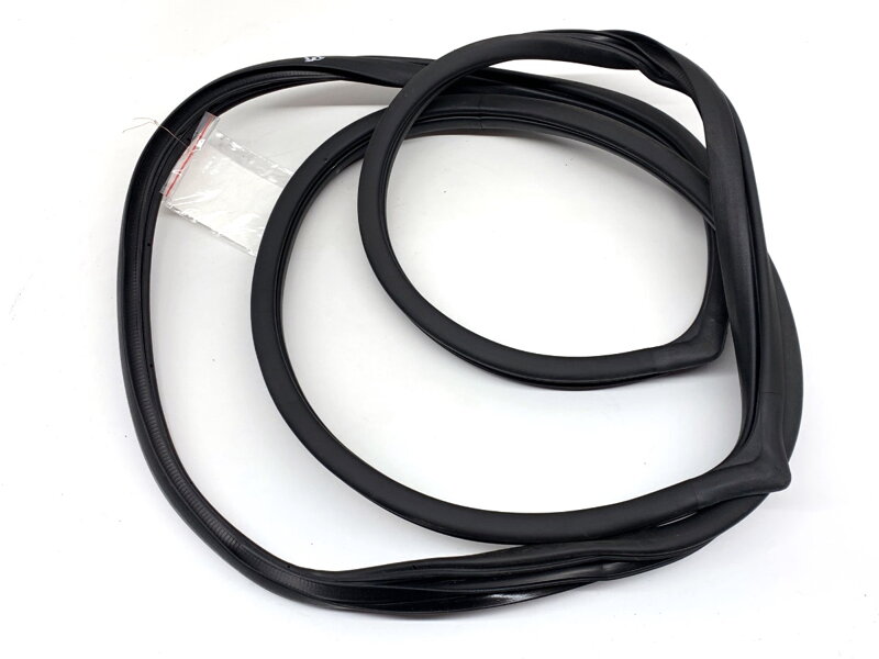 Tesnenie dverí zadné pravé KIA Sportage IV (QL, QLE) 2015 - 2022